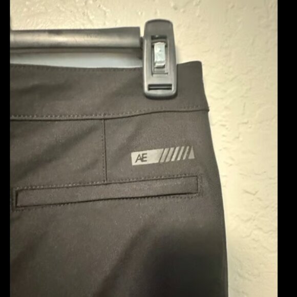 NWOT American Eagle Active Flex Pants - Picture 3 of 6